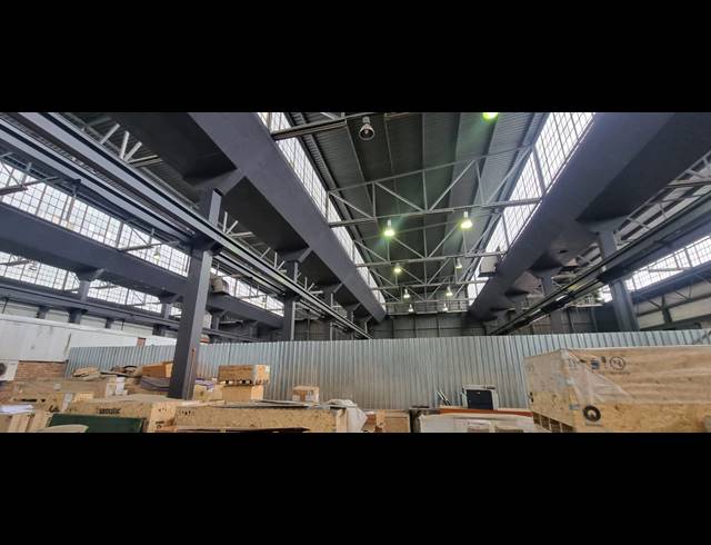 9,000M² WAREHOUSE FOR SALE IN SPRINGFIELD